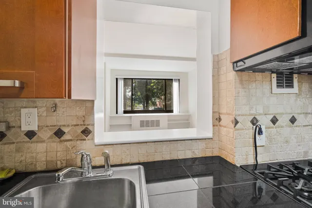 $174,900 | 1021 Arlington Boulevard, Unit 240, Arlington, VA 22209