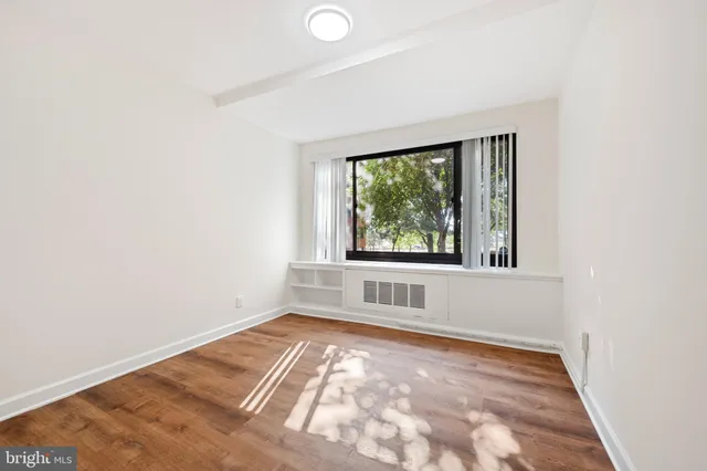 $174,900 | 1021 Arlington Boulevard, Unit 240, Arlington, VA 22209