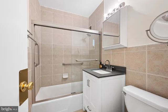 $174,900 | 1021 Arlington Boulevard, Unit 240, Arlington, VA 22209