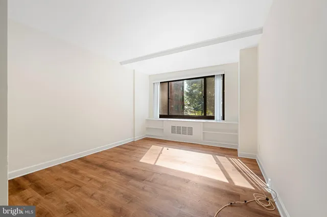 $174,900 | 1021 Arlington Boulevard, Unit 240, Arlington, VA 22209