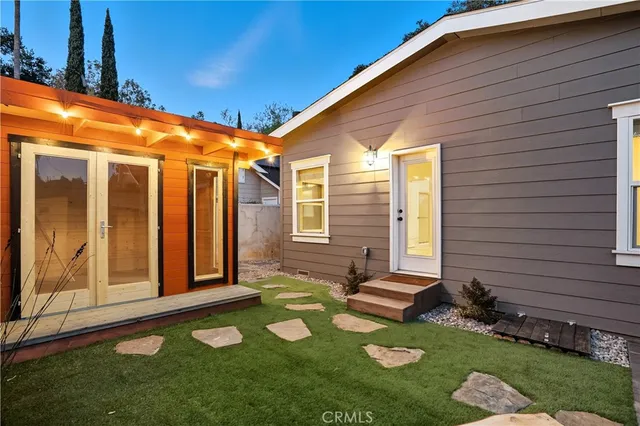 $895,000 | 125 North Alvarado Street, Ojai, CA 93023