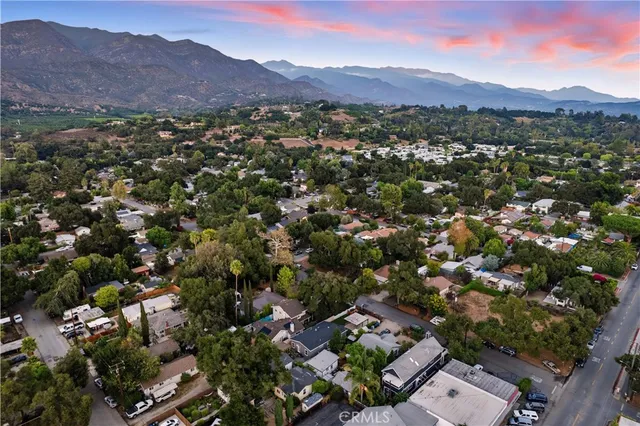 $895,000 | 125 North Alvarado Street, Ojai, CA 93023