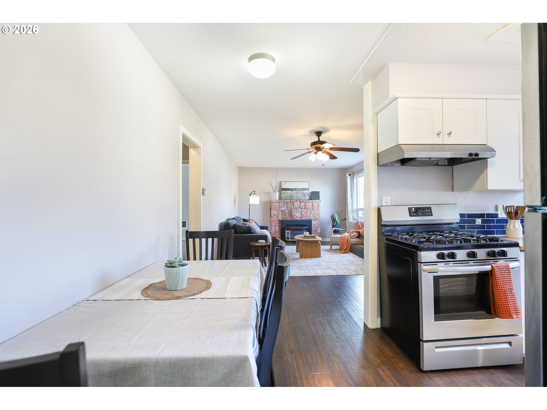 910 East 13th Street The Dalles, OR 97058 - Photo 5 of 23