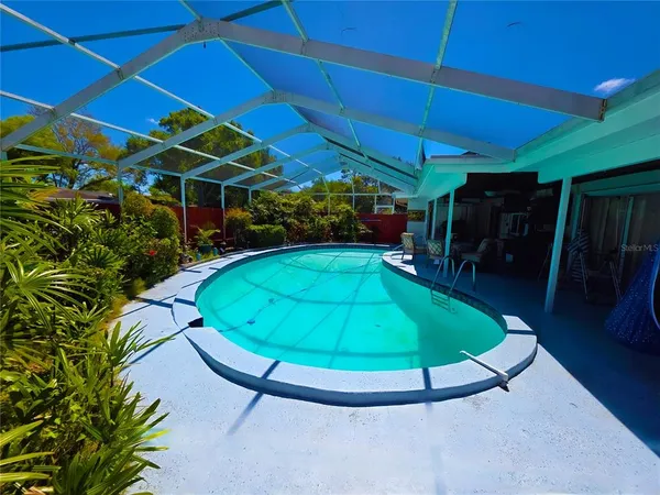 $525,000 | 805 South Keene Road, Clearwater, FL 33764
