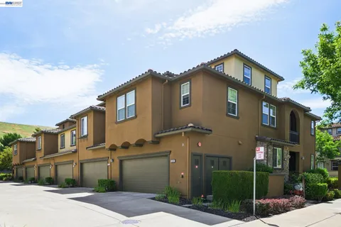 $1,089,000 | 3118 Fioli Way, San Ramon, CA 94582
