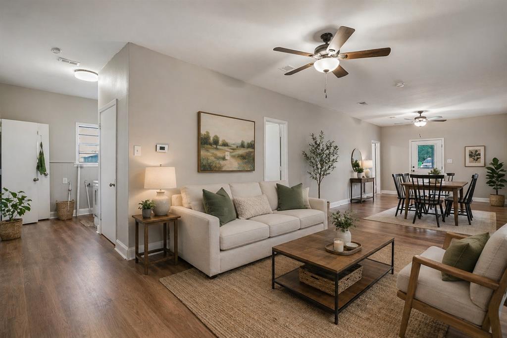 306 North Front Street Savoy, TX 75479 - Photo 2 of 27 Virtually staged Living room