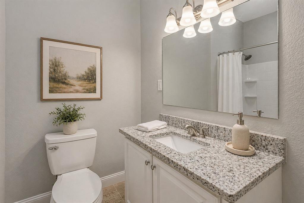 306 North Front Street Savoy, TX 75479 - Photo 22 of 27 Virtually staged bathroom