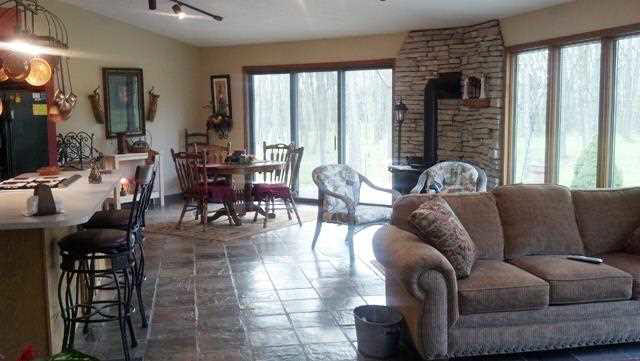 13100 West Council Road Yorktown, IN 47396 - Photo 5 of 30 Gallery Image 5