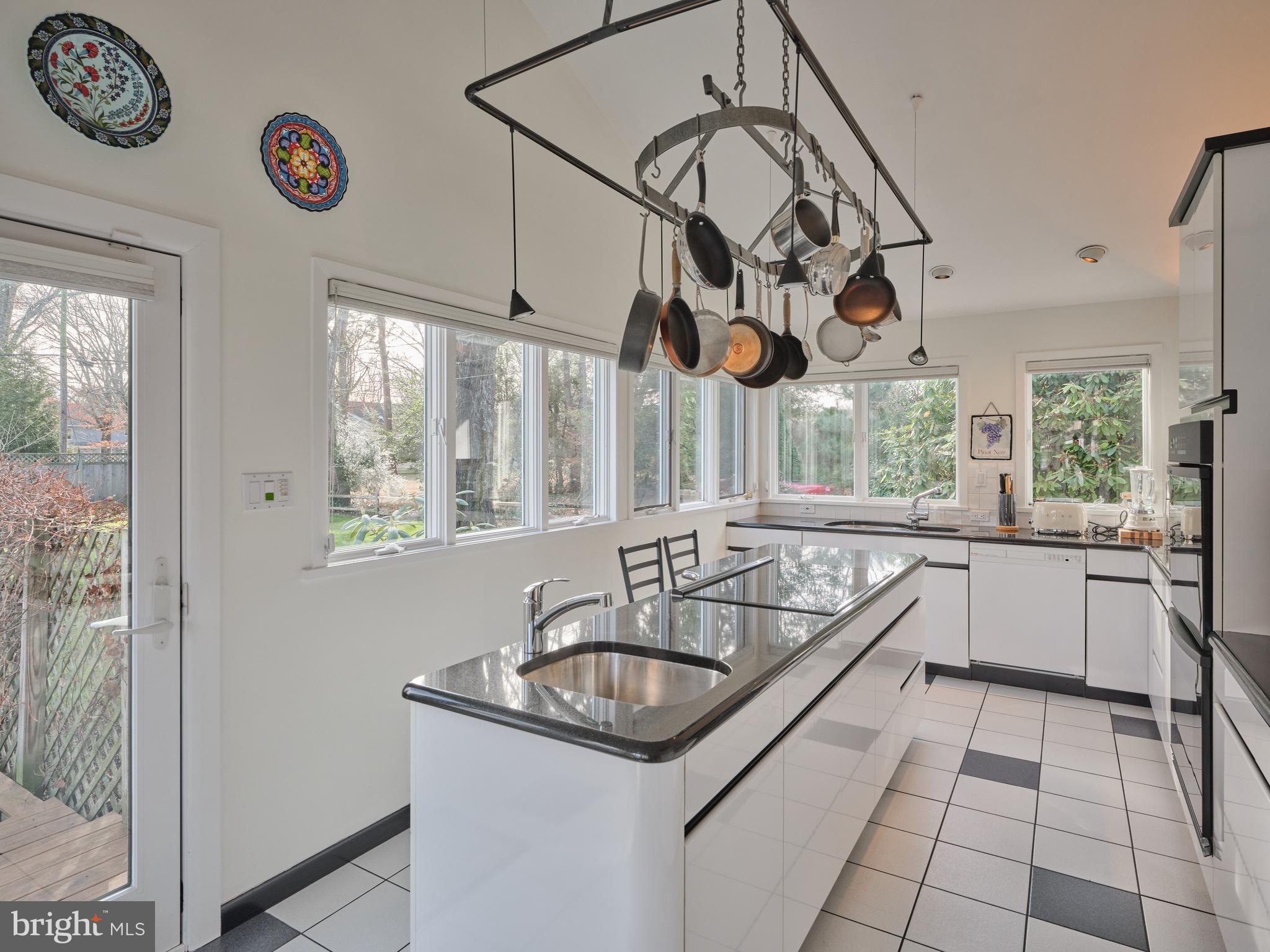 14 Jonathan Way Washington Crossing, PA 18977 - Photo 14 of 58 Kitchen