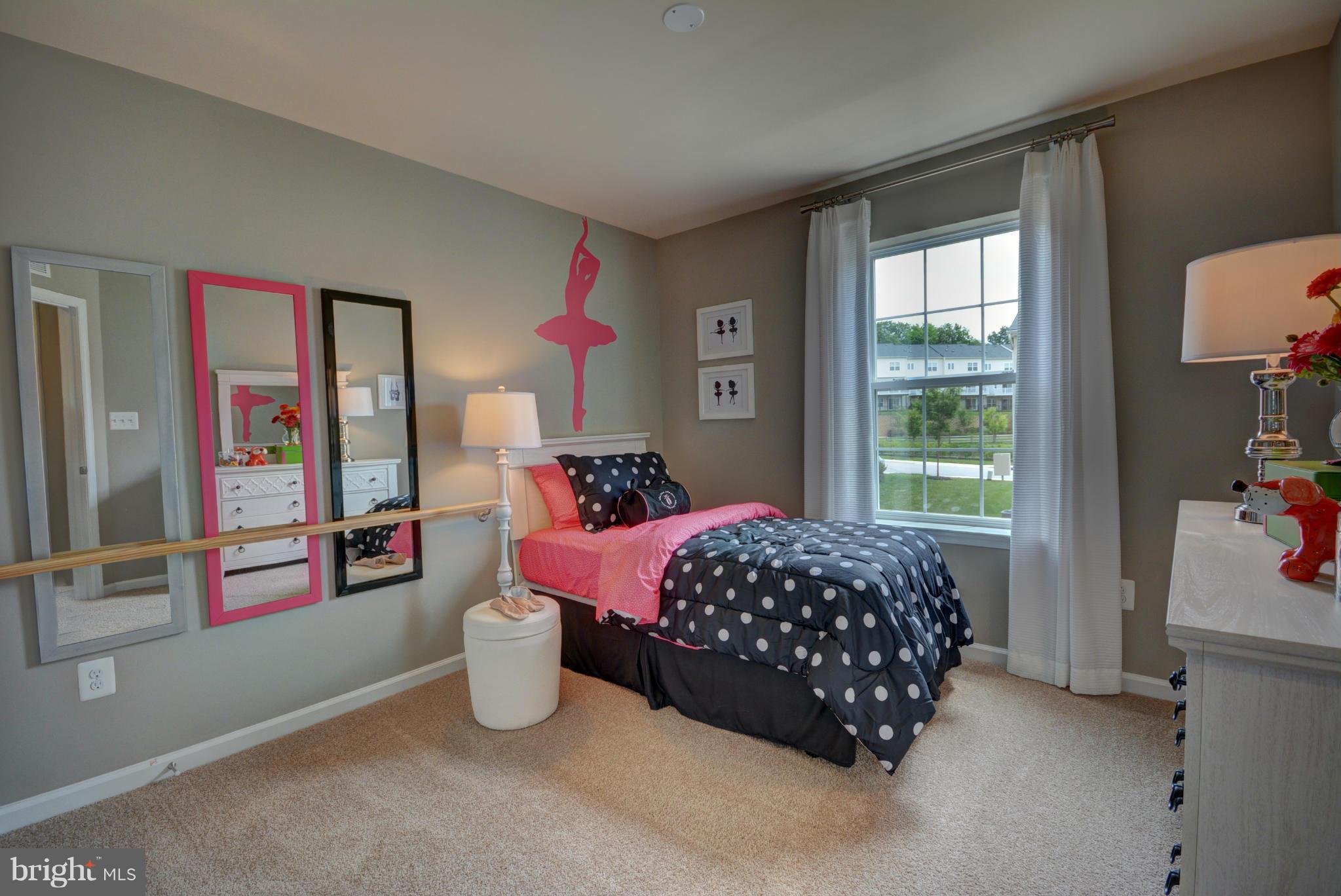 1055 Red Clover Road Gambrills, MD 21054 - Photo 24 of 28 Bedroom