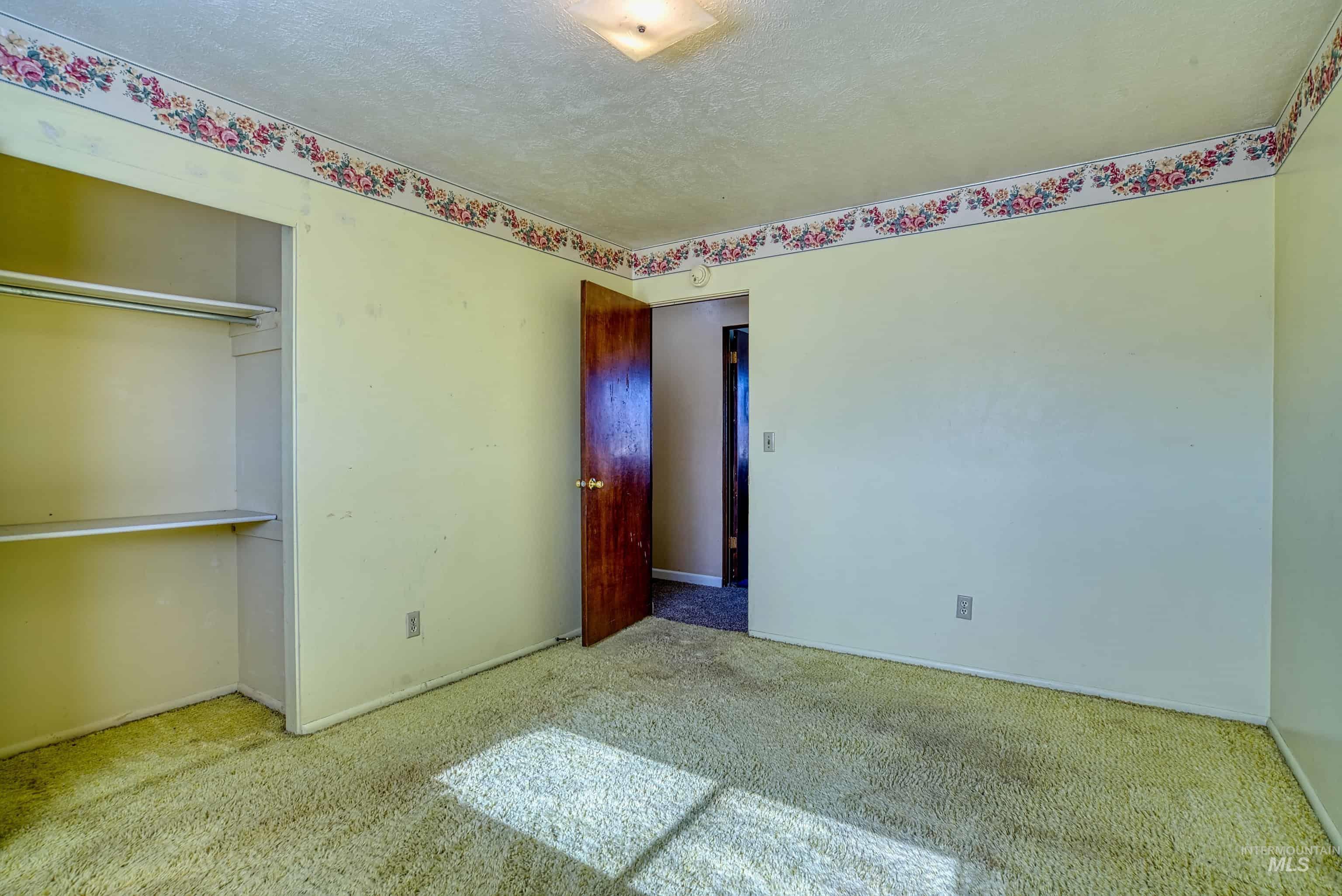 425 West Peach Road Ontario, OR 97914 - Photo 20 of 50