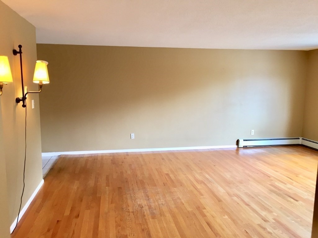 2323 Washington Street, Unit G7 Newton, MA 02462 - Photo 5 of 10