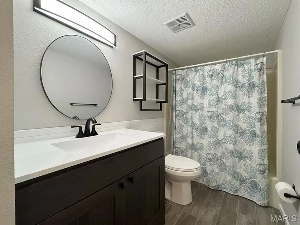 $140,000 | 1400 Heritage Landing, Unit 308, St. Charles, MO 63303
