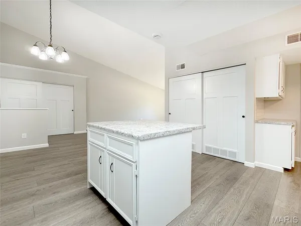 $140,000 | 1400 Heritage Landing, Unit 308, St. Charles, MO 63303