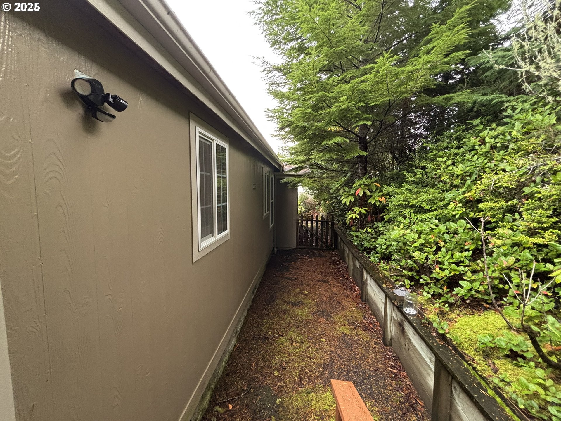 325 Jonathan Lane Florence, OR 97439 - Photo 32 of 37 a view of balcony