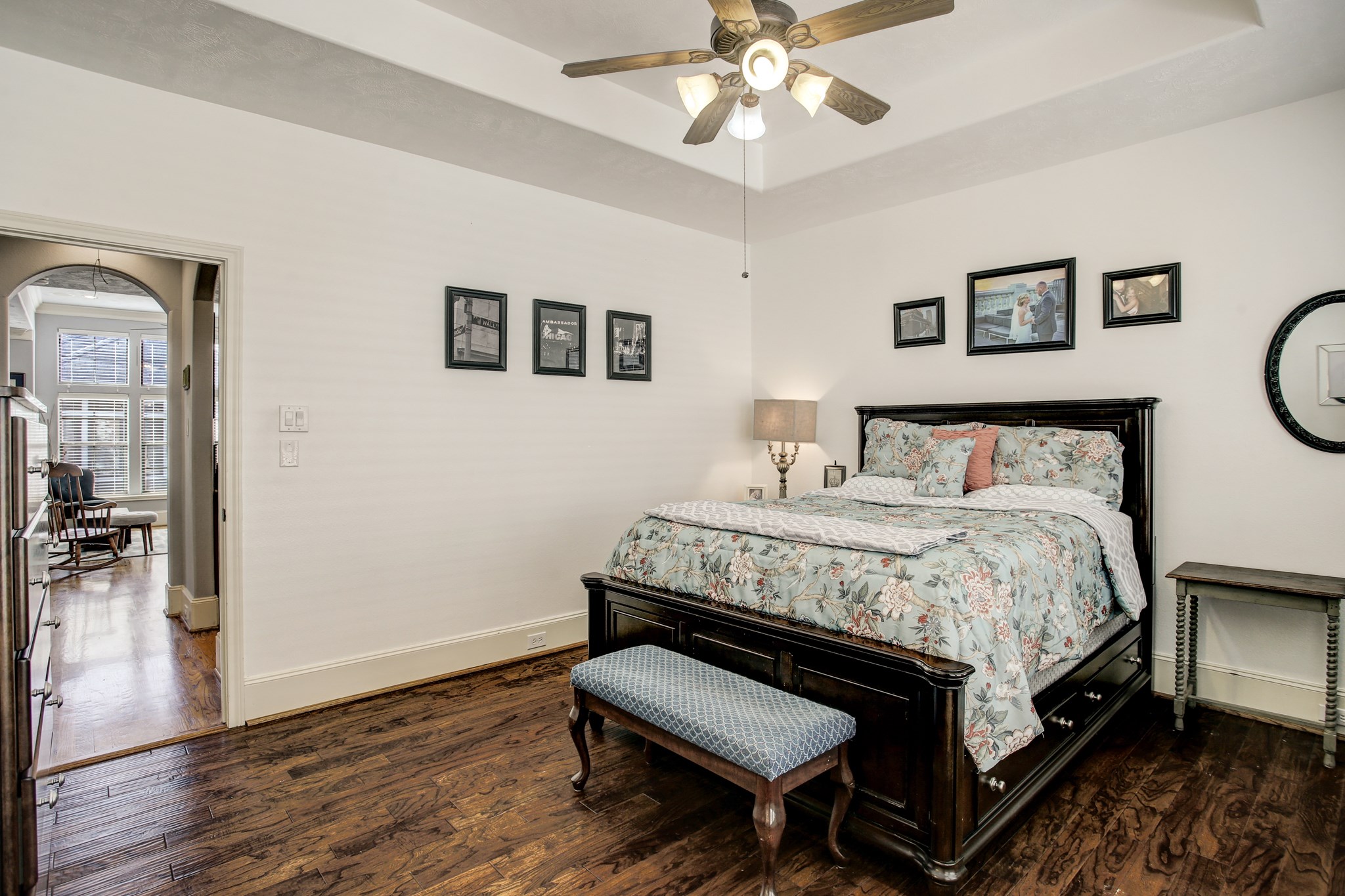 1364 Studer Street Houston, TX 77007 - Photo 12 of 22