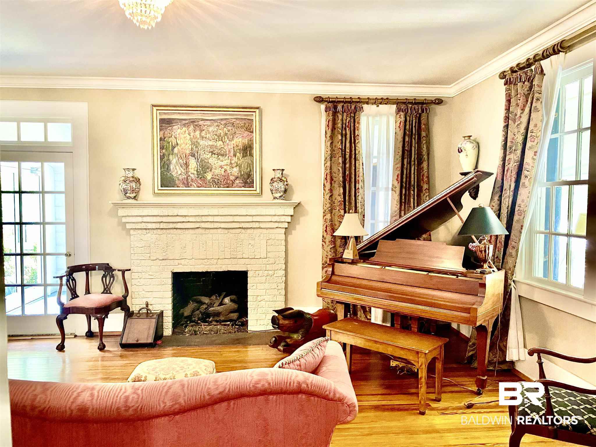 131 Fairhope Avenue Fairhope, AL 36532 - Photo 3 of 44