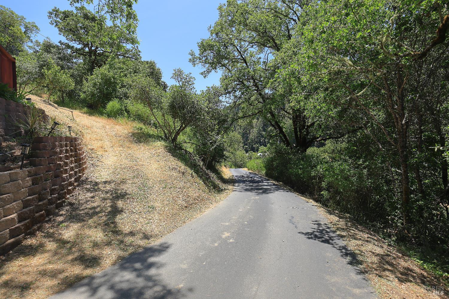 15951 Tomki Road Redwood Valley, CA 95470 - Photo 30 of 41