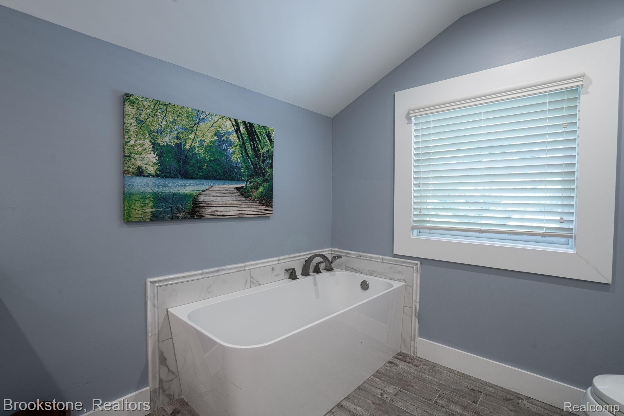 8500 McKinley Road Algonac, MI 48001 - Photo 29 of 51 8500 Mckinley Road Clay twp-34.jpg