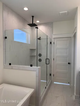 $399,900 | 3631 Kreunen Street, Nesbit, MS 38651