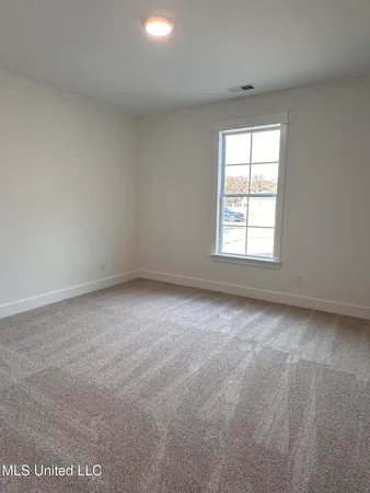 $399,900 | 3631 Kreunen Street, Nesbit, MS 38651