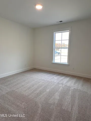 $399,900 | 3631 Kreunen Street, Nesbit, MS 38651