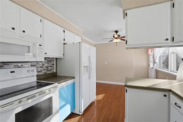 a close view of sink