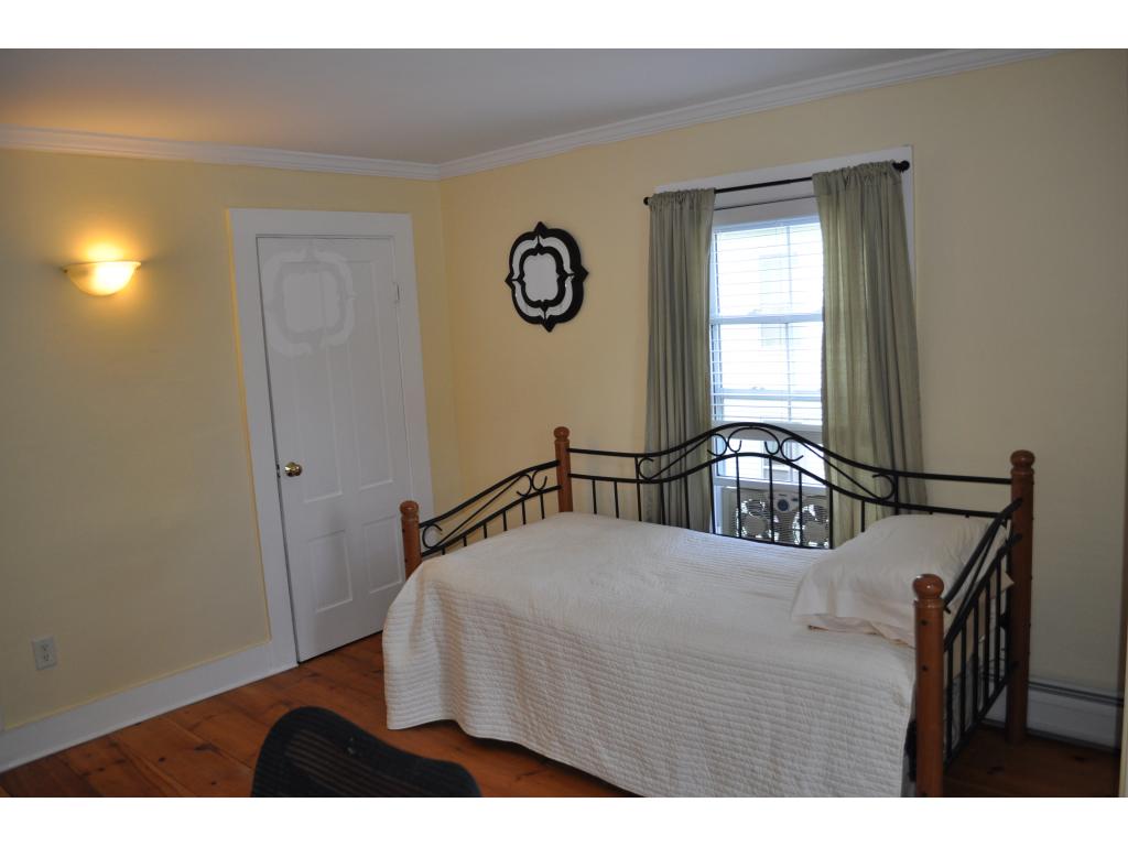 11 B Carroll Street, Unit 2 Exeter, NH 03833 - Photo 19 of 24 Gallery Image 19