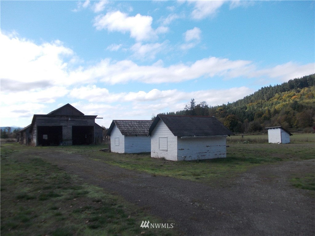 12925 Hunter Road Southwest Rochester, WA 98579 - Photo 8 of 25