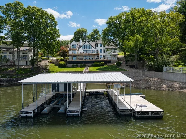 $1,399,000 | 1729 Chimney Point, Sunrise Beach, MO 65079