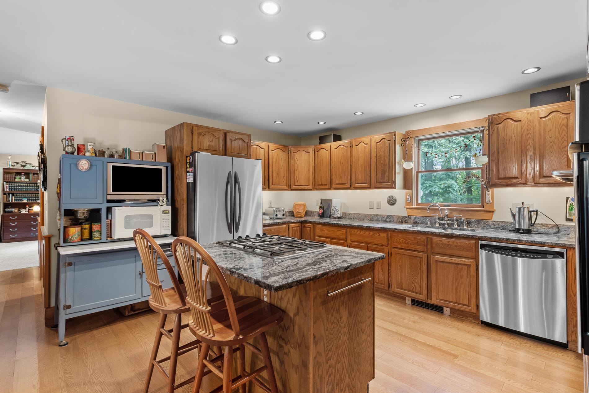 68-70 Bush Hill Road Hudson, NH 03051 - Photo 11 of 40