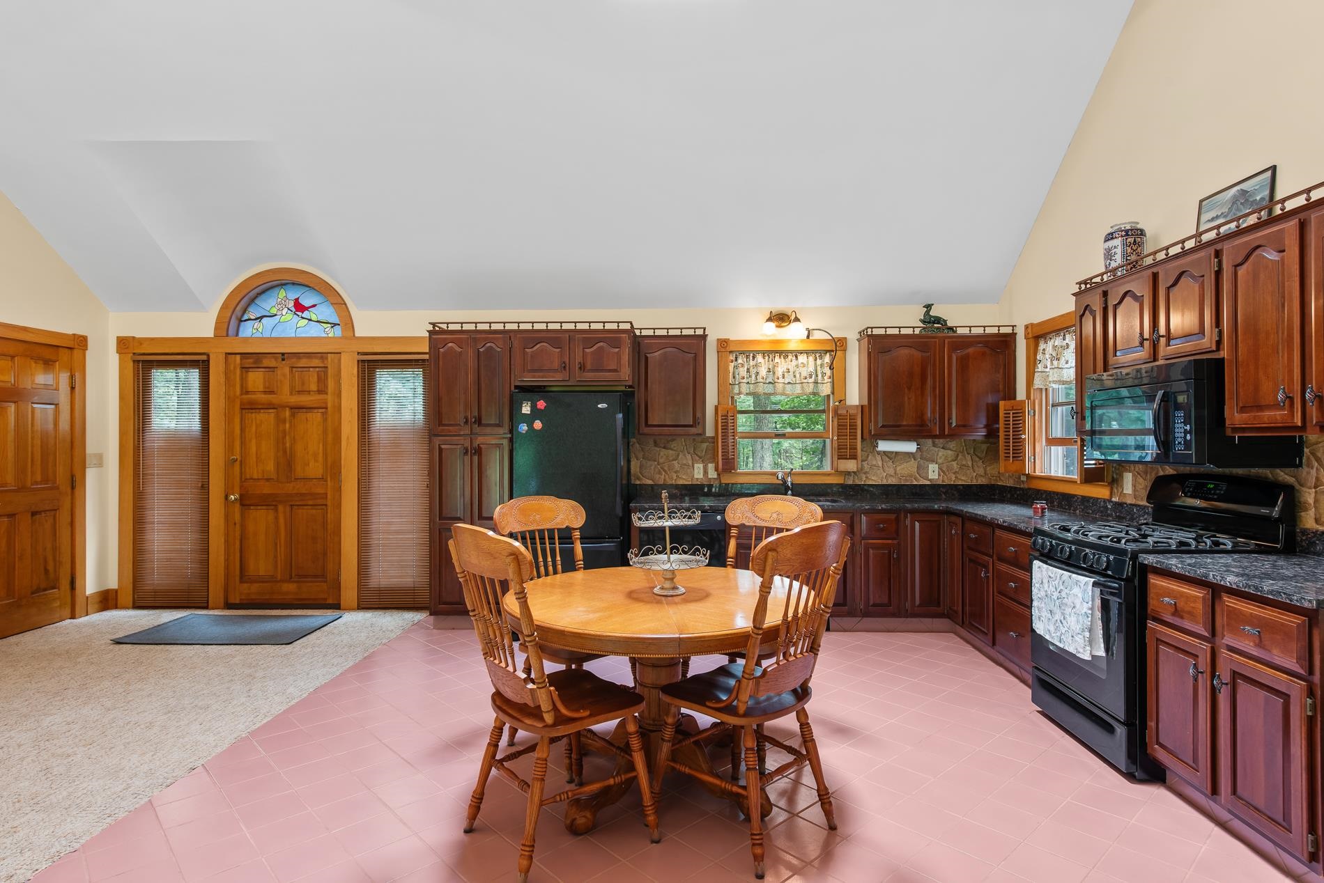 68-70 Bush Hill Road Hudson, NH 03051 - Photo 31 of 40