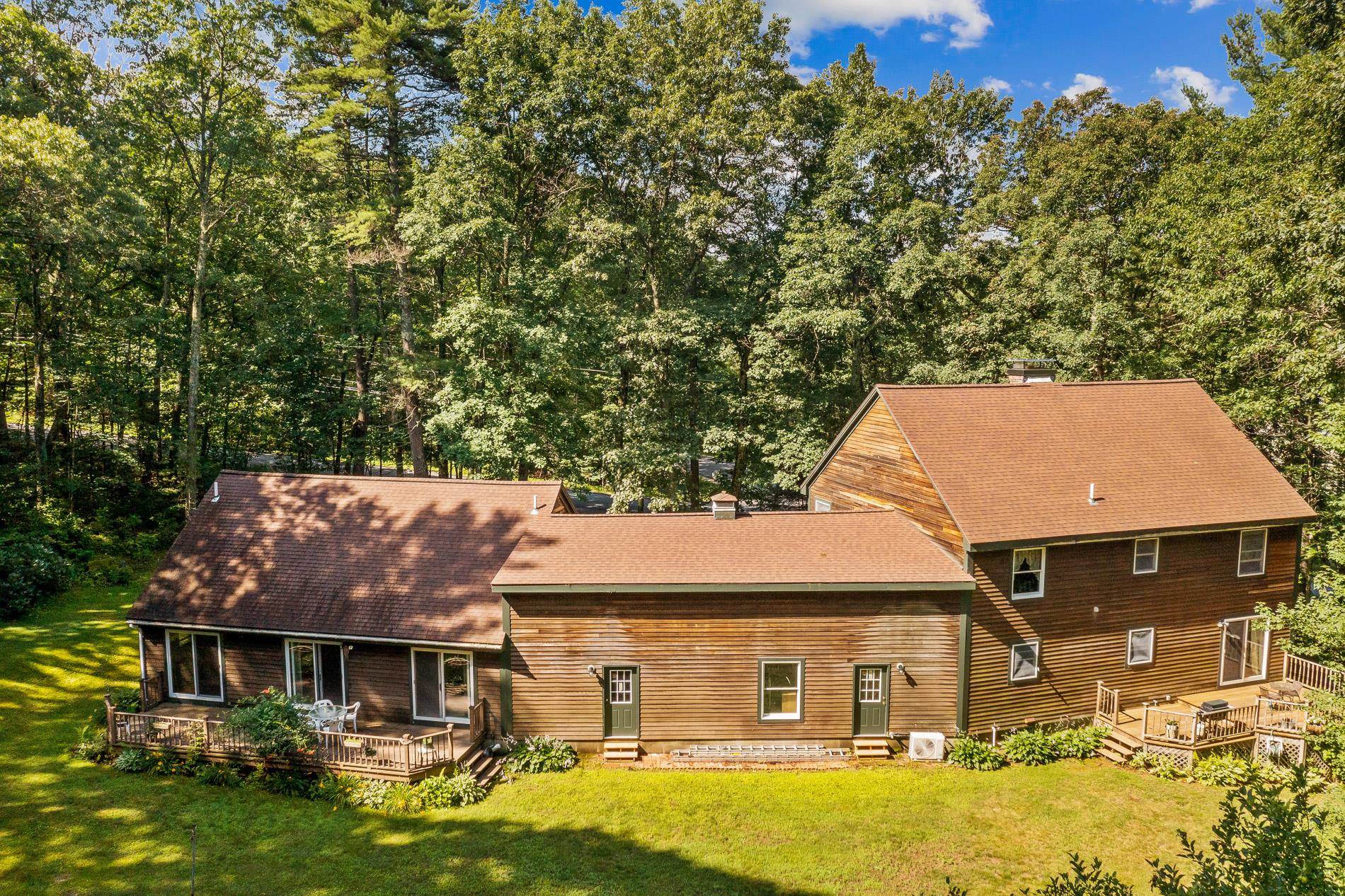 68-70 Bush Hill Road Hudson, NH 03051 - Photo 4 of 40