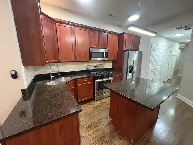 $1,799 | 4143 South Wabash Avenue, Unit GS, Chicago, IL 60653