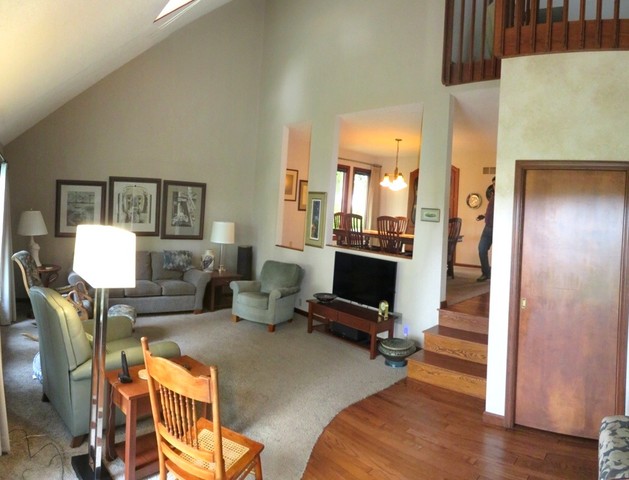 28933 Fulfs Road Sterling, IL 61081 - Photo 5 of 39