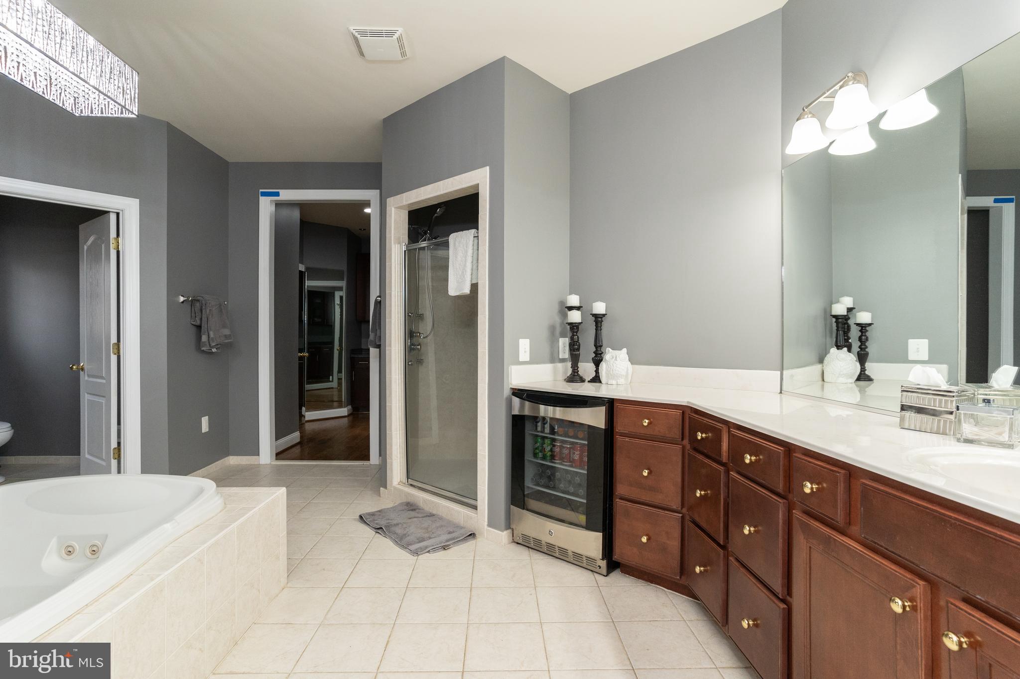 1585 Aquia Road Midland, VA 22728 - Photo 21 of 57 Large master bathroom w/mini fridge