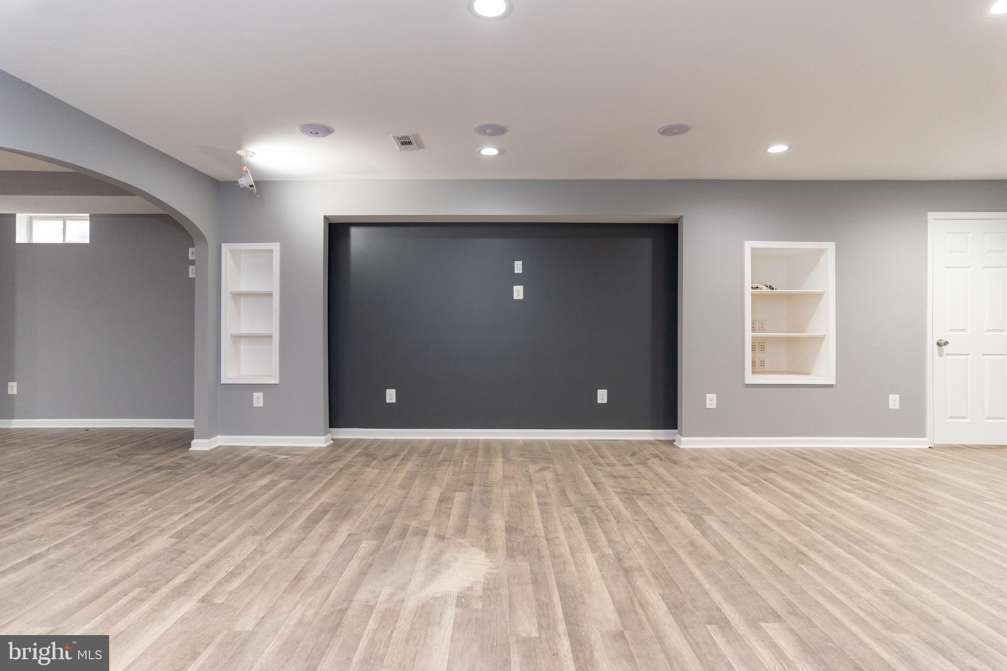 1585 Aquia Road Midland, VA 22728 - Photo 48 of 57 Large TV space