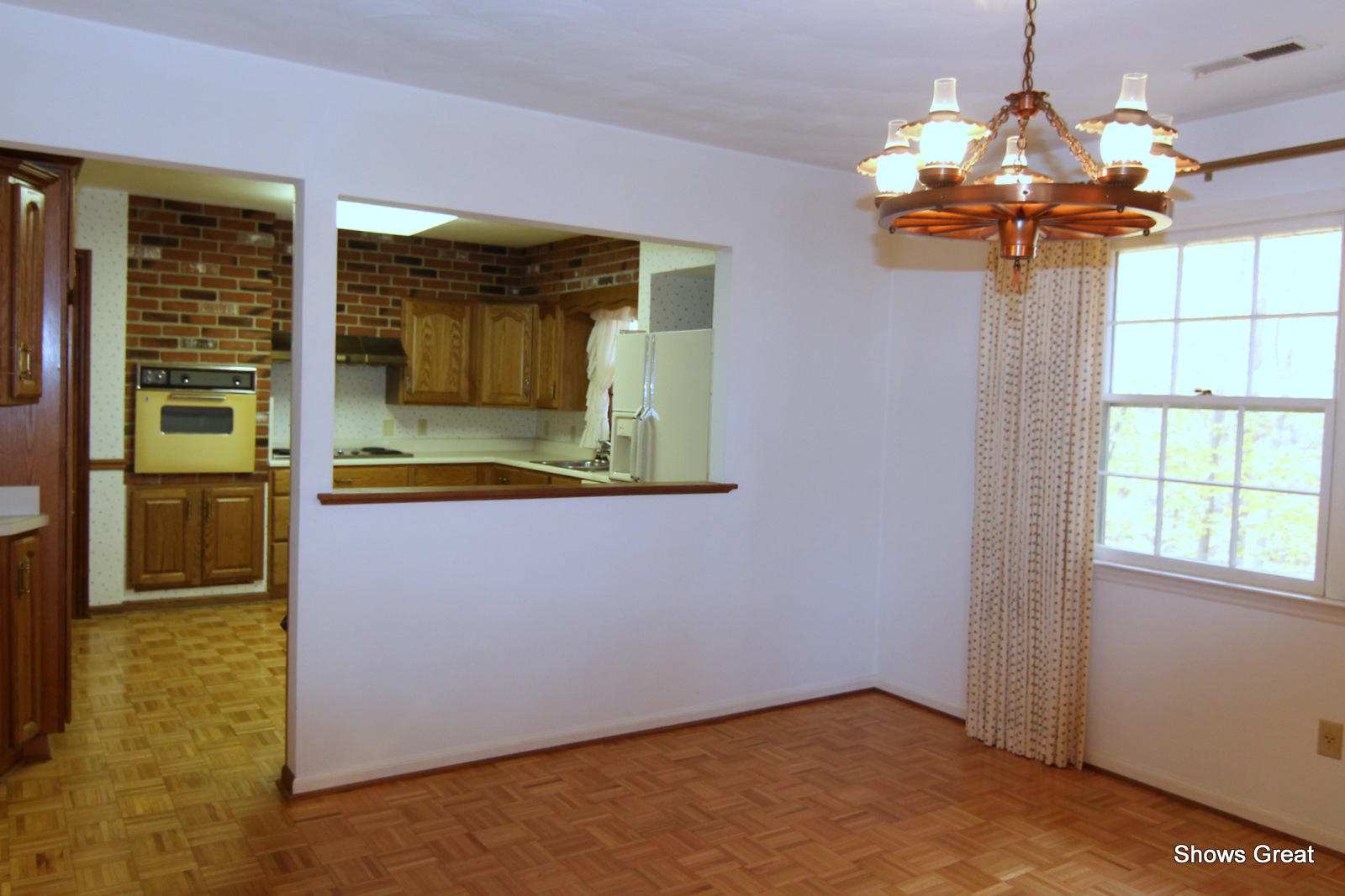 4789 Brookridge Road Roanoke, VA 24014 - Photo 5 of 36 Dining Room