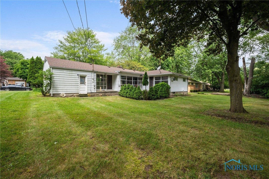2016 Pautucket Road Toledo, OH 43615 - Photo 32 of 38 Gallery Image 32