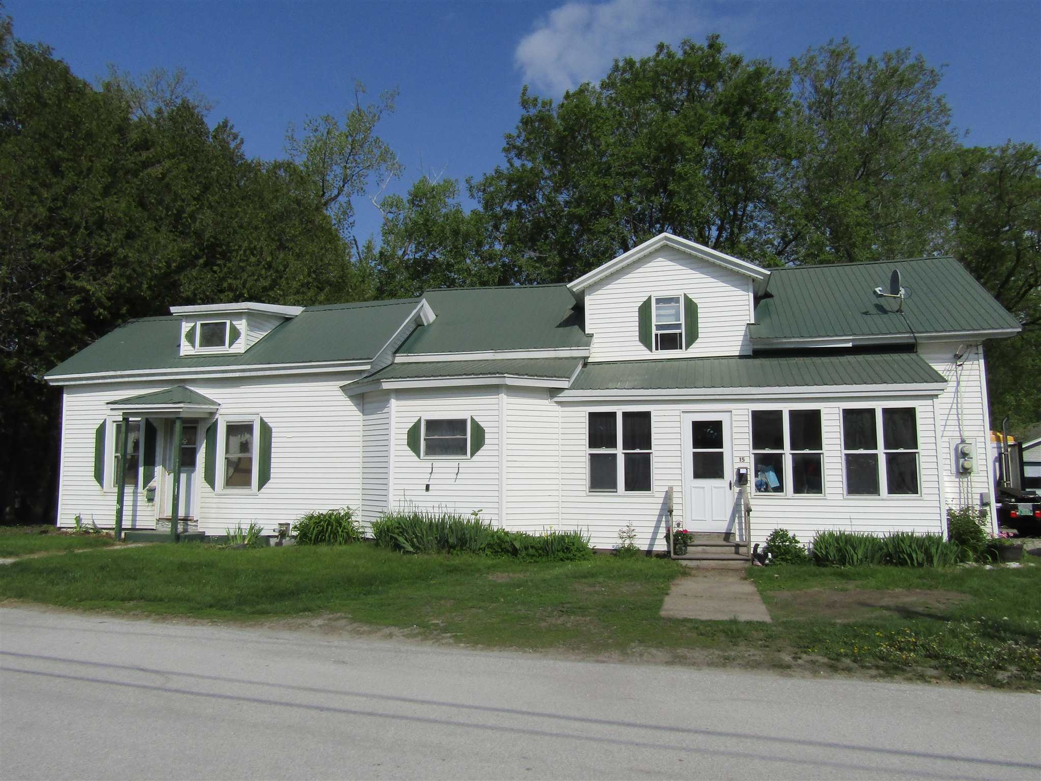 13 Foundry Street Swanton, VT 05488 - Photo 2 of 33 Gallery Image 2