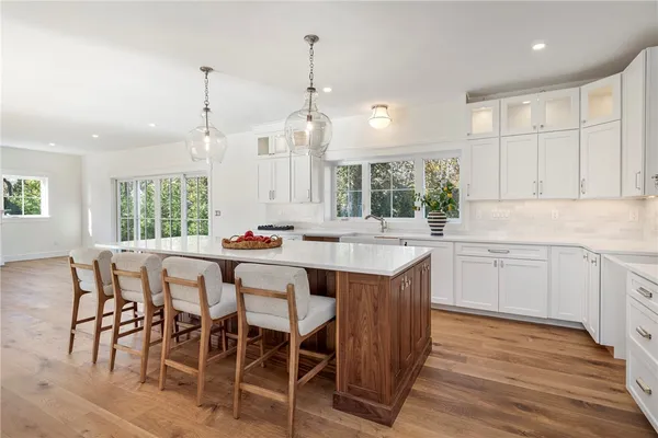 $1,670,000 | 3 Knowlton Court, Bristol, RI 02809