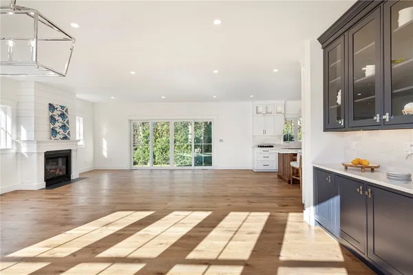 $1,670,000 | 3 Knowlton Court, Bristol, RI 02809