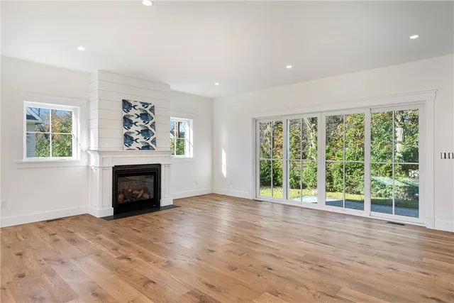 $1,670,000 | 3 Knowlton Court, Bristol, RI 02809