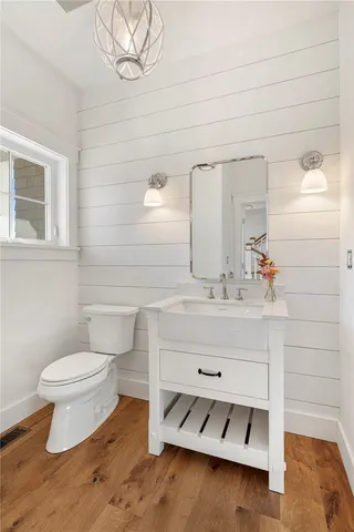 $1,670,000 | 3 Knowlton Court, Bristol, RI 02809