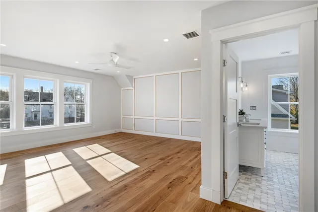 $1,670,000 | 3 Knowlton Court, Bristol, RI 02809