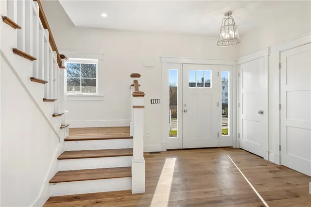 $1,670,000 | 3 Knowlton Court, Bristol, RI 02809