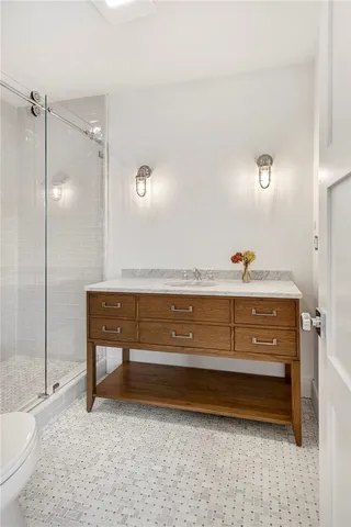 $1,670,000 | 3 Knowlton Court, Bristol, RI 02809