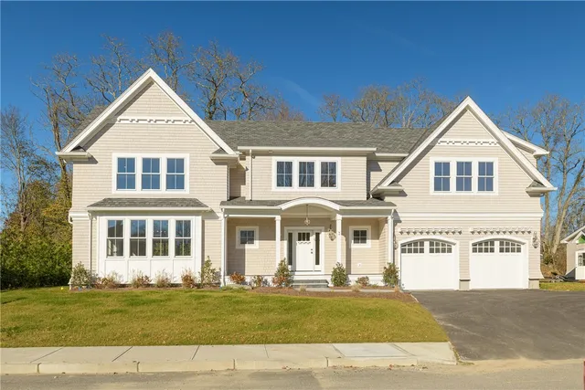 $1,670,000 | 3 Knowlton Court, Bristol, RI 02809