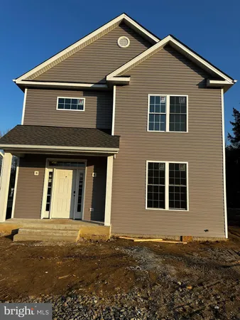 $2,699 | Benchmark Road, Fredericksburg, VA 22408