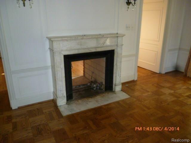 87 Cloverly Road Grosse Pointe, MI 48236 - Photo 17 of 50 family room - fireplace